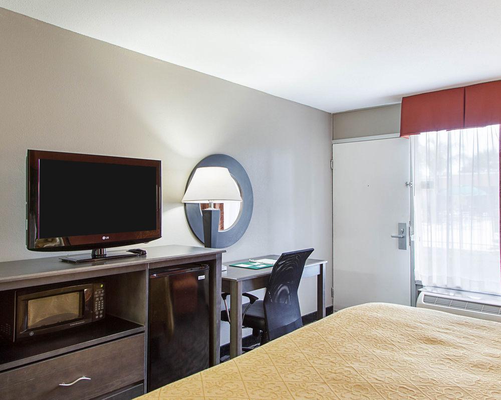 Motel 6-La Place, La Exteriér fotografie